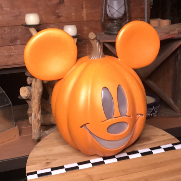 Pottery Barn Kids Magically Enchanting Disney Mickey Mouse Pumpkin Luminary - Picture 8 of 17
